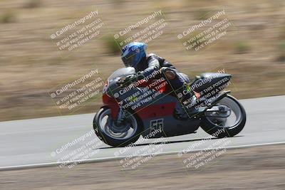 media/Apr-20-2025-AHRMA (Sun) [[393a79c373]]/Race/Group 10/Turn 4b/